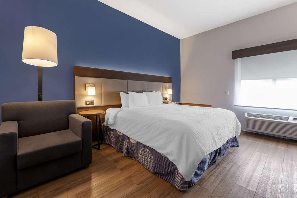 Best Western Sycamore Inn Стая снимка
