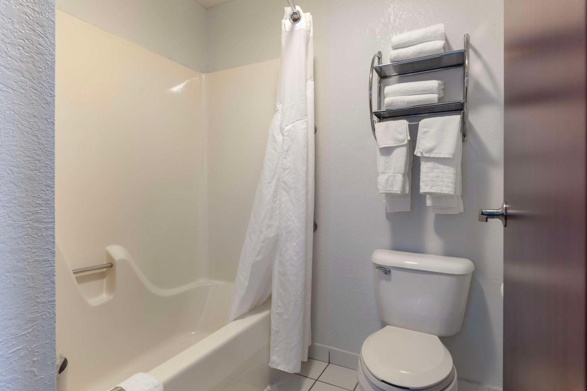 Best Western Sycamore Inn Екстериор снимка