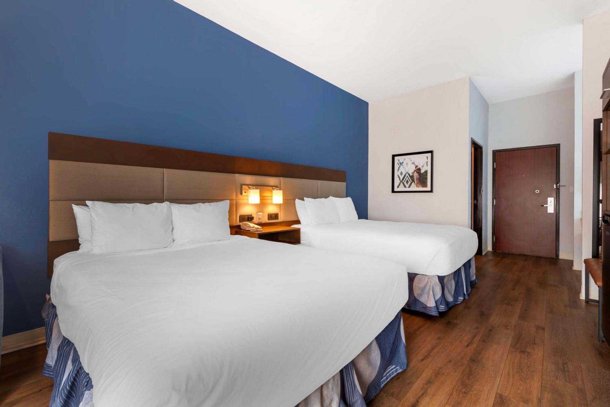 Best Western Sycamore Inn Екстериор снимка